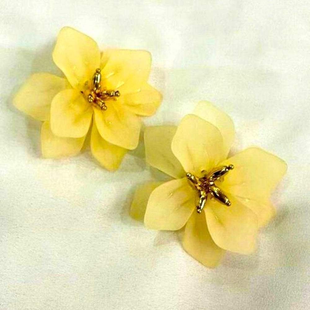 Mango Acetate Floral Earrings